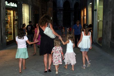Italian Mama and girls in Siena.jpg