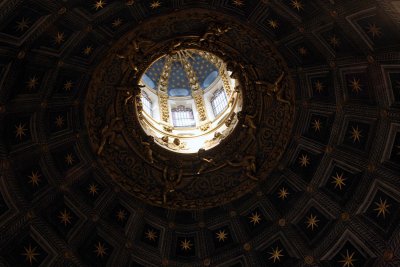 looking up in the duomo in Siena.jpg