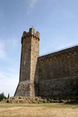 Fortress Tower in Montalcino.jpg