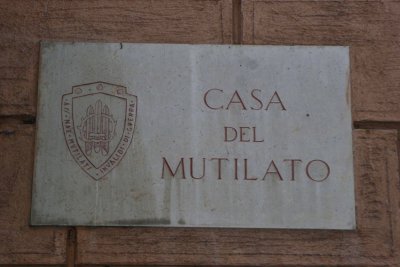 House of Mutiliation in Montepulciano.jpg