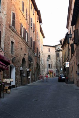a street in Montepulciano.jpg
