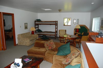 Game area & Bunk beds