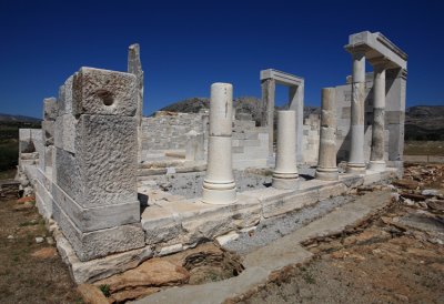 Temple of Demeter Naxos email.jpg