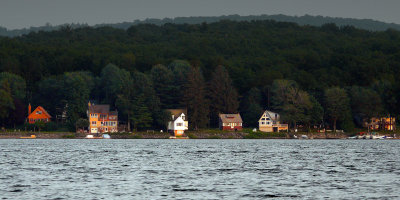 Houses On  Lake Wallenpaupack
