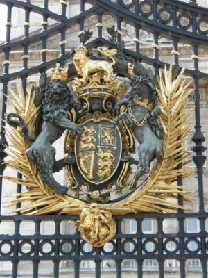 Buckingham Palace gate