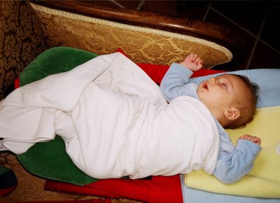 Ivo sleeping, Nov 2005
