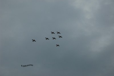 Squadron Overhead