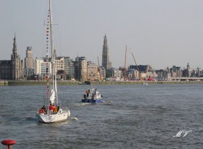 g5/32/617832/3/106679792.beeust8L.jpg