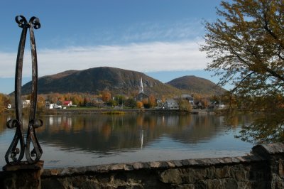 051029-02-Mont St-Hilaire.jpg