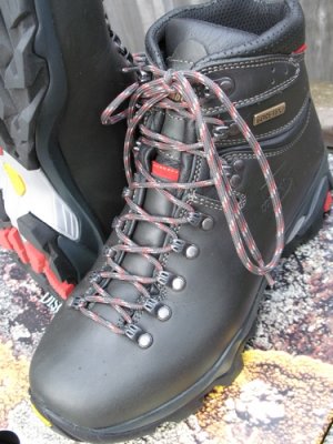 Backpacking_Boots_20081117_IMG_1748.JPG