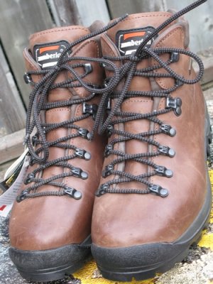 Backpacking_Boots_20081117_IMG_1755.JPG