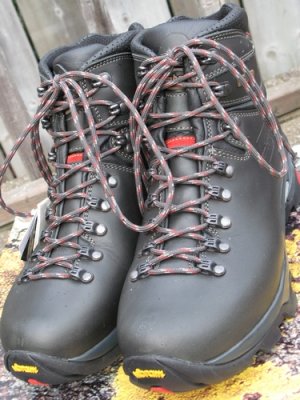 Backpacking_Boots_20081117_IMG_1757.JPG