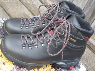 Backpacking_Boots_20081117_IMG_1758.JPG