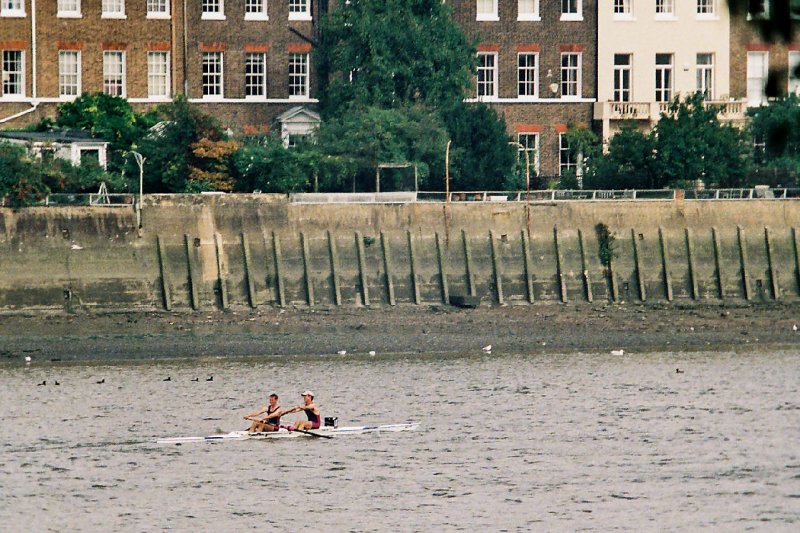 2006 - Pairs Head CNV00025