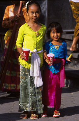 Temple girls 2