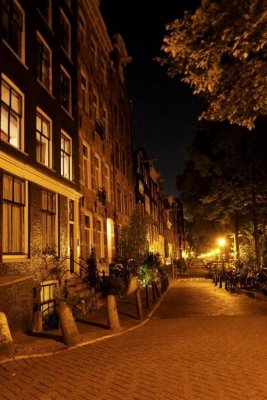 Amsterdam (by night) (8).jpg