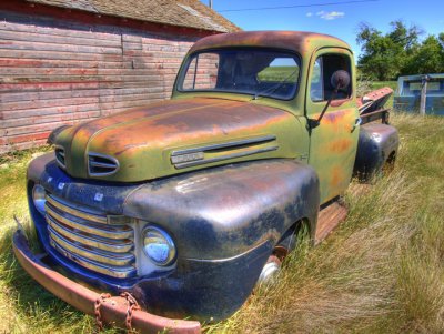 Three-tone Ford