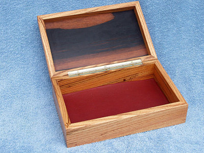 Gordon & Gail's box (open)