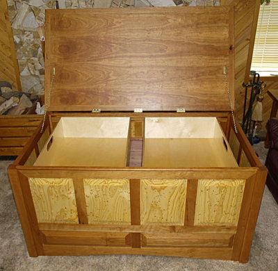 Melanie's chest (drawers)