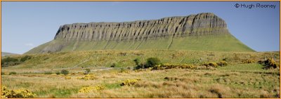  IRELAND - CO.SLIGO - BEN BULBEN IS A LIMESTONE PLATEAU 525 METRES HIGH