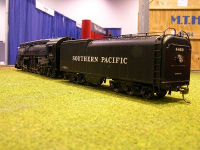 MTH HO: No.. this is not an SD70ACE.. none to be seen in HO yet.