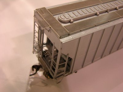 Athearn HO: Upgraded ex-MDC FMC 4700 cu ft hopper w/etched details