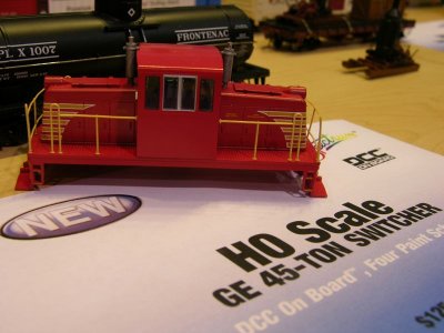 Bachmann HO: New 45 ton GE switcher