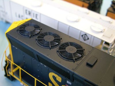 New Accurate GP40X-only early-style Q-fan prototypes per the real thing.
