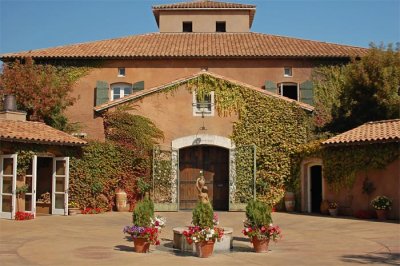 Viansa Courtyard