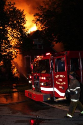 2008_detroit_houses_fire_joseph_campau_again-09.JPG