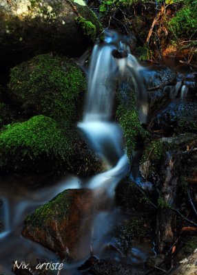 Baie St Paul Cascade.jpg