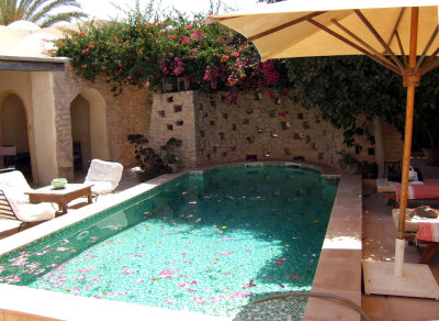 Hotel Dar Dhiafa Pool1.jpg