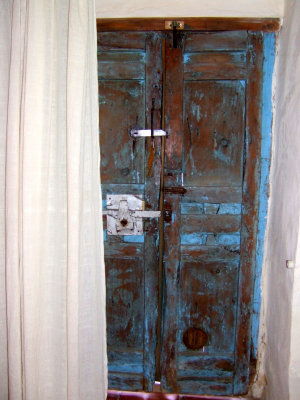 Hotel Dar Dhiafa Room Door Inside.jpg