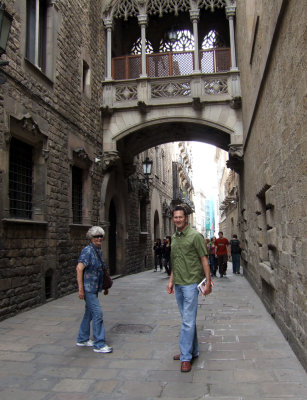 Barcelona Gothic Quarter.jpg