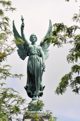 Princeton Statue 5645.jpg