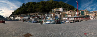 Panoramica del Puerto de Donosti.jpg
