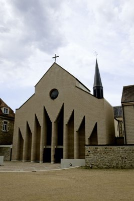 L'AbbayeDeLaPierrequiVire-4.jpg