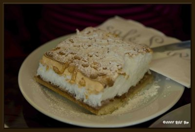44 Cafe Louvre.jpg