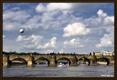 069 Charles Bridge.jpg