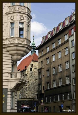 097 Street scene.jpg