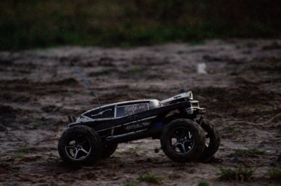 traxxas e-revo