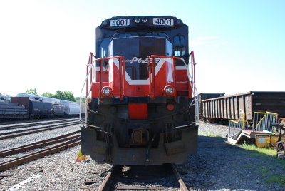 4001 a B40-8