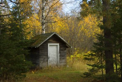 Wellhouse at the garden in the fall. I liked the 'softness' of the fall colors.