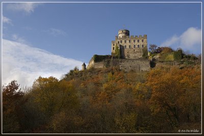Eifel : Burg Pyrmont - Roes