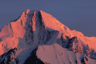 Sunrise on Mt.Moffit