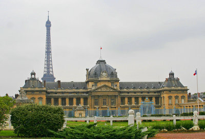 Ecole Militaire & Eiffel Tower