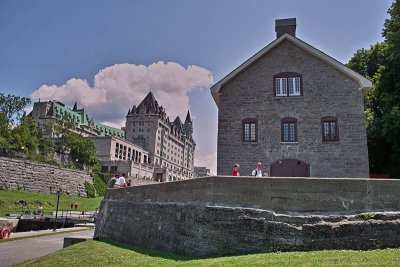 Chateau  & Bytown Museum