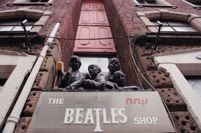 A Beatles - The Beatles