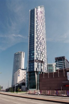 Modern épületek Liverpoolban  -  Modern buildings in Liverpool