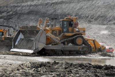 CAT D11R.jpg
